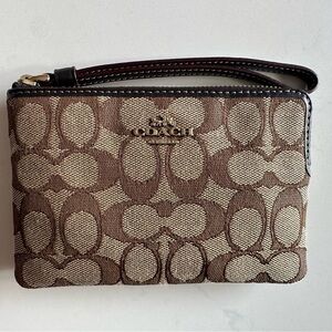 COACH Wristlet Wallet Zip Pouch 6.5”x 4.25”